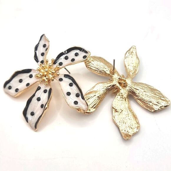 ZARA tropical flower stud earrings - Picture 3 of 11